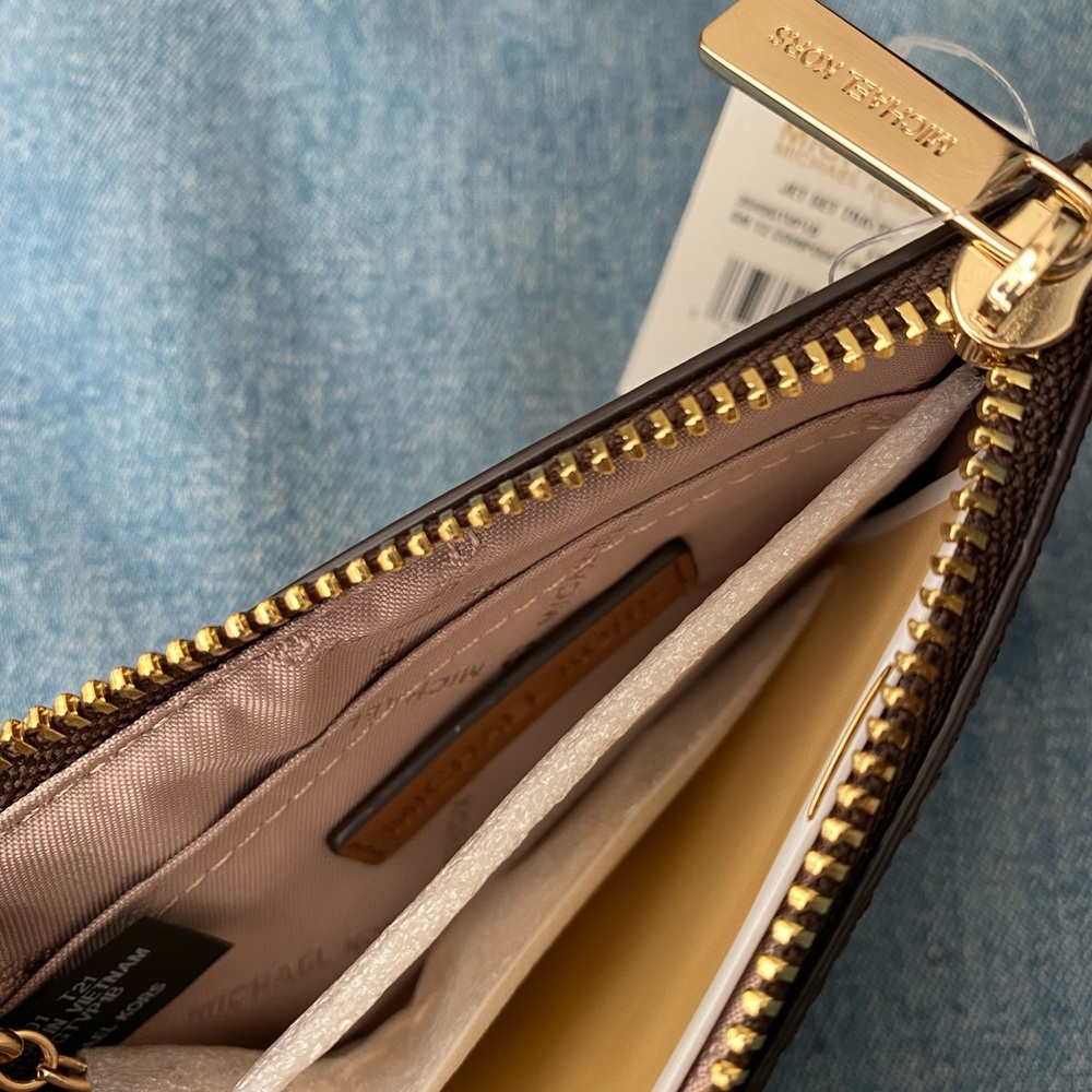 Michael Kors Jet Set Travel Small Logo Coin Pouch - Picture 3 of 4
